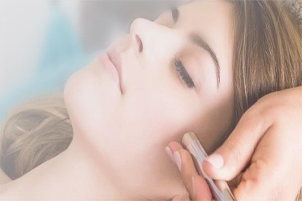 宝娜美容美体连锁机构